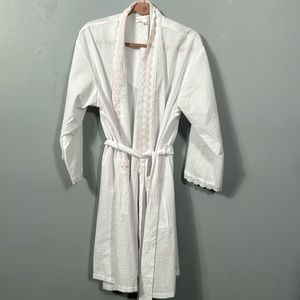 Eileen West White Cotton Robe with size L/ XL vintage EUC